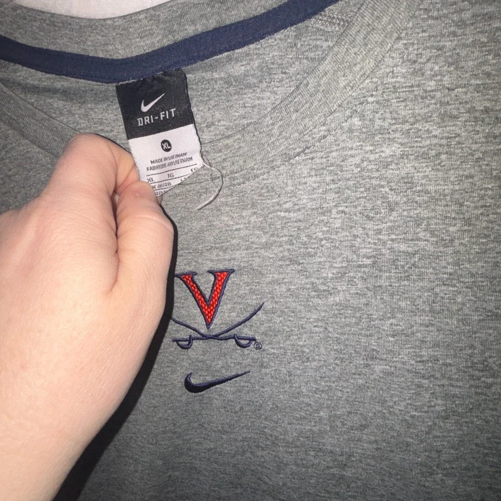 Nike University of Virginia UVA Dri Fit Long Sleeve Athletic shirt men's 2XL‎